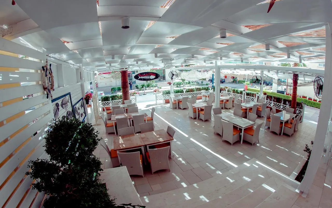 Kompleksi Muja Hotel Velipoje