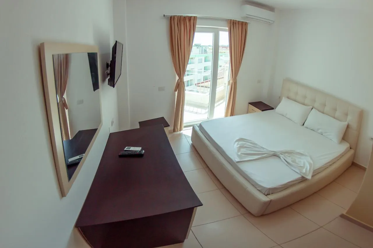 Kompleksi Muja Hotel Velipoje