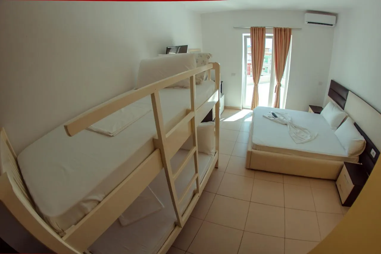 ****  Kompleksi Muja Hotel Velipoje Albania